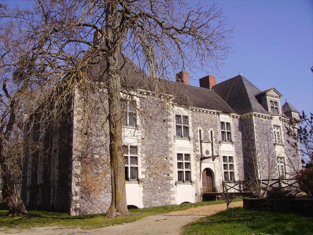 Chateau De La Fresnaye Bed and Breakfast Saint-Aubin-de-Luigné Eksteriør billede