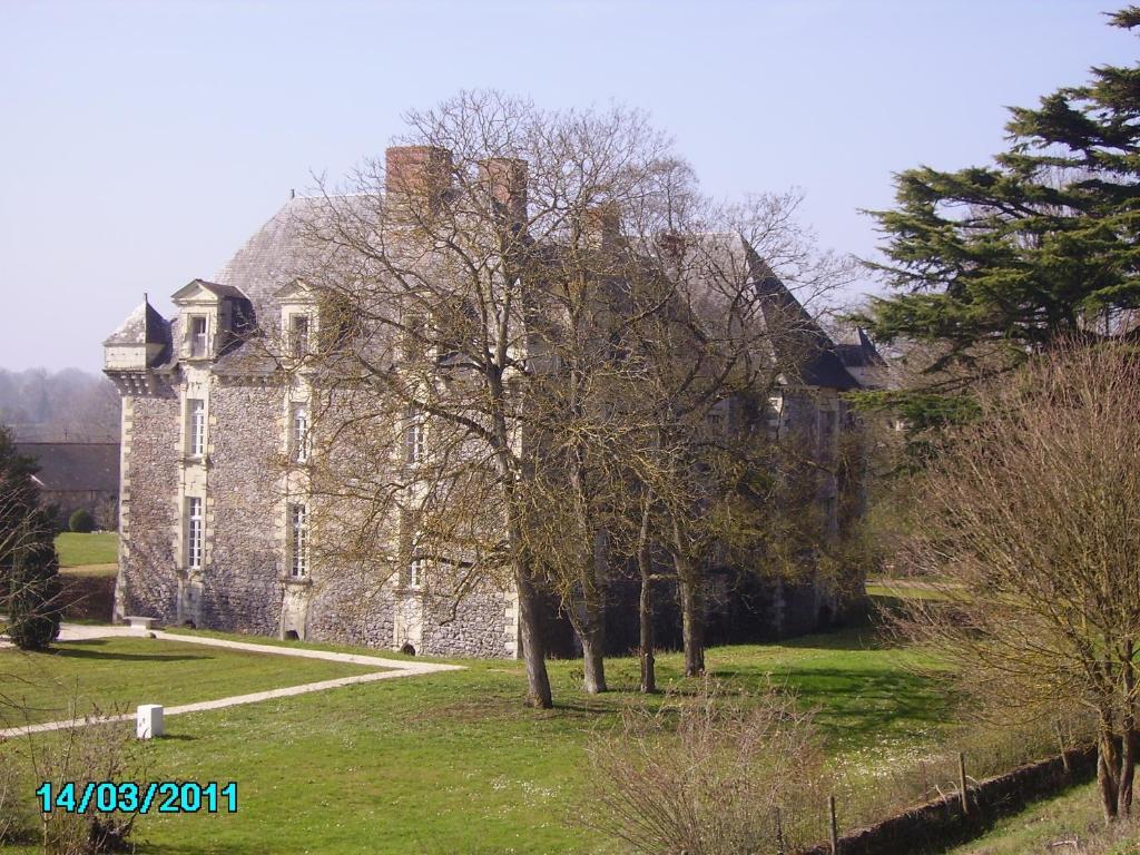Chateau De La Fresnaye Bed and Breakfast Saint-Aubin-de-Luigné Eksteriør billede