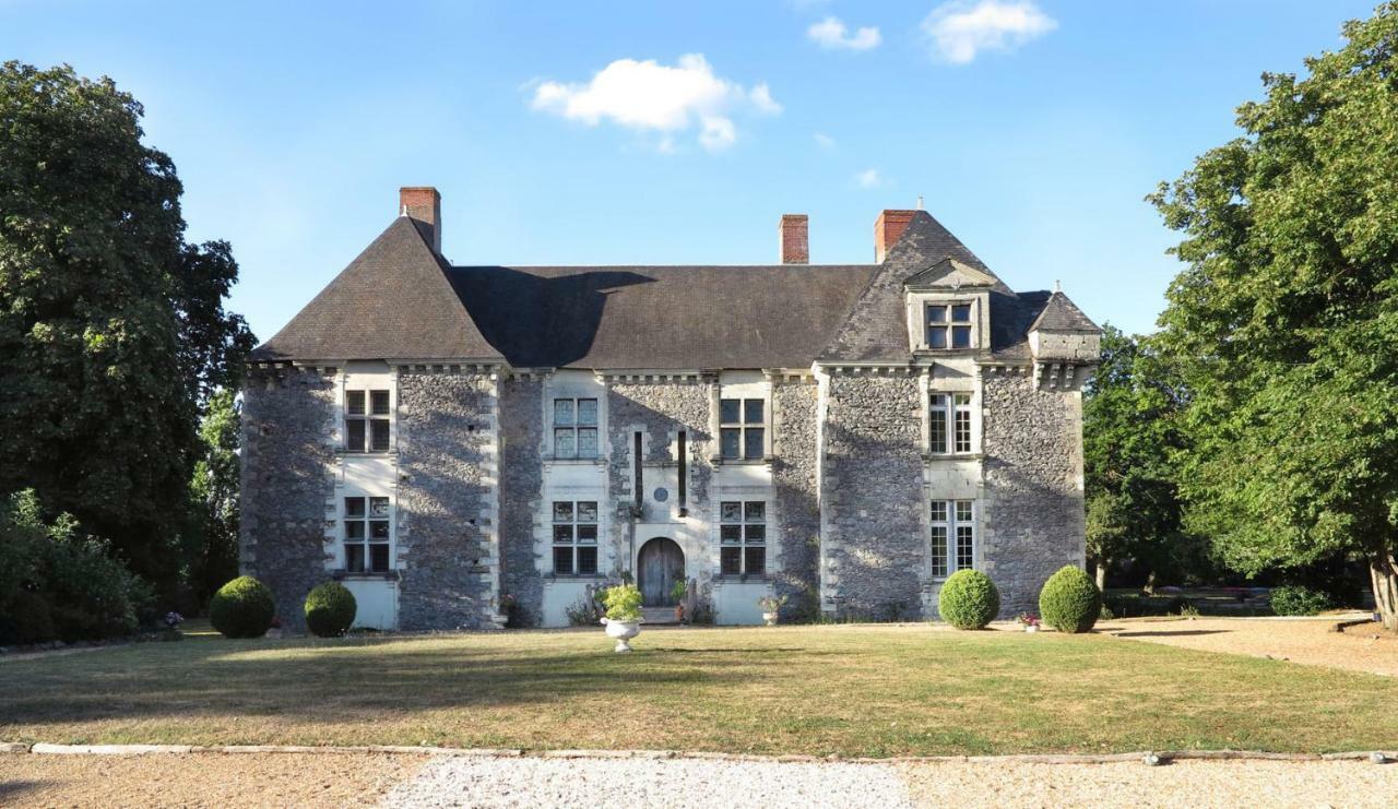Chateau De La Fresnaye Bed and Breakfast Saint-Aubin-de-Luigné Eksteriør billede